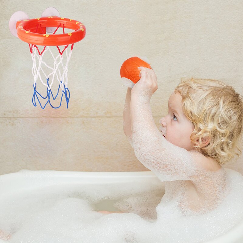 Duschlek för Små Äventyrare: Gör badtiden till en spännande lekplats med vår Basketkorg med Sugkoppar för Badkar. Främja interaktion, skjutning och lekfull kreativitet i varje badrumsmoment!